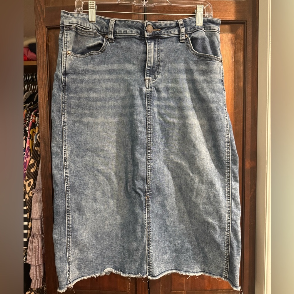 Classic Blue Denim Pencil Skirt